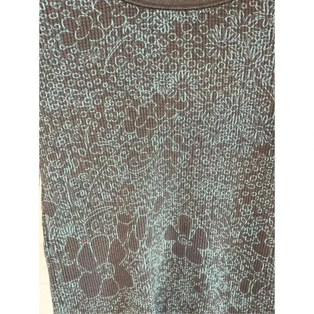 Girl’s Gap kids/Old Navy long sleeve tops Size Small (6-7)
